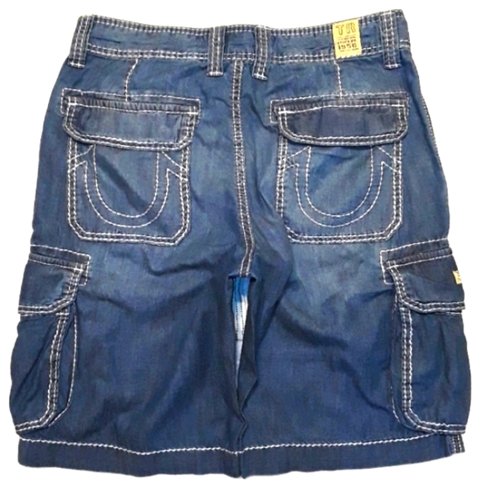 True Religion Brand Cargo Shorts. Men's Size: Waist 30x12 Inseam.